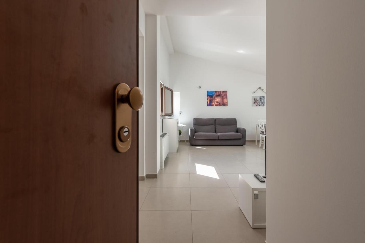 Malu Holiday Apartment-Palazzo Quaroni Palermo Eksteriør bilde